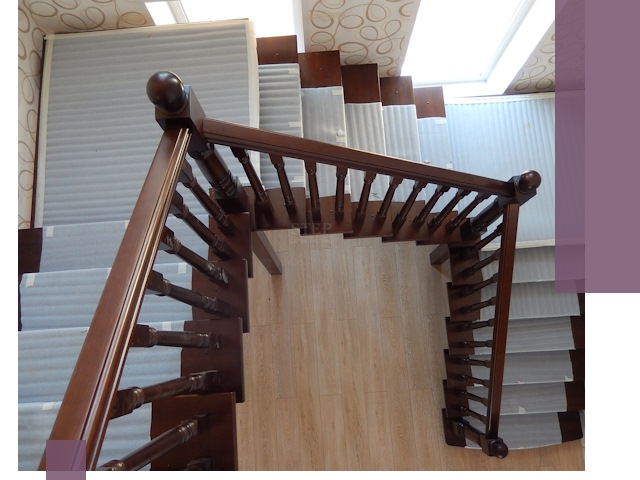 П-образные лестницы под ключ в Сасове — изготовление и монтаж