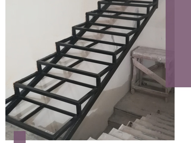 Демонтаж лестниц на металлокаркасе в Сасове: быстрый вывоз и разбор