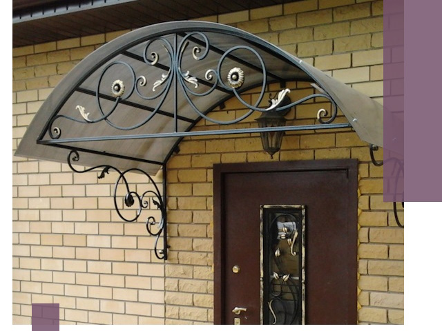 Изготовление козырьков из металла под ключ в Сасове