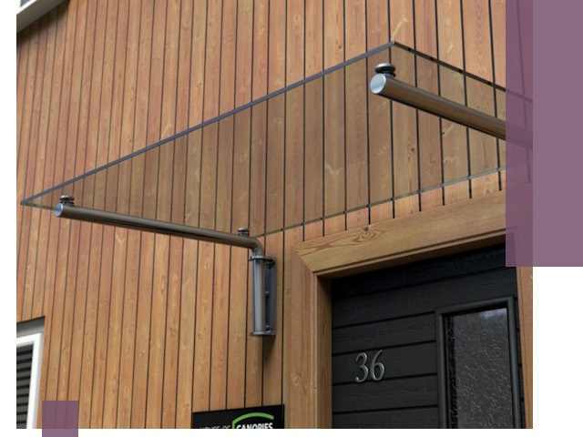 Стеклянные козырьки на входы и фасады в Сасове