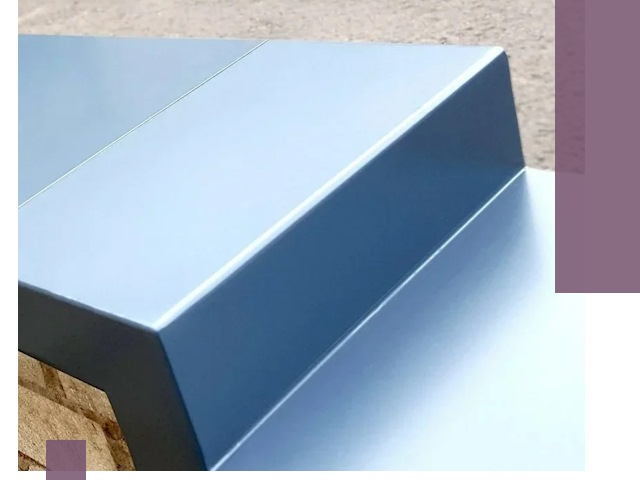 Крышки на парапет в Сасове: изготовление и монтаж под ключ